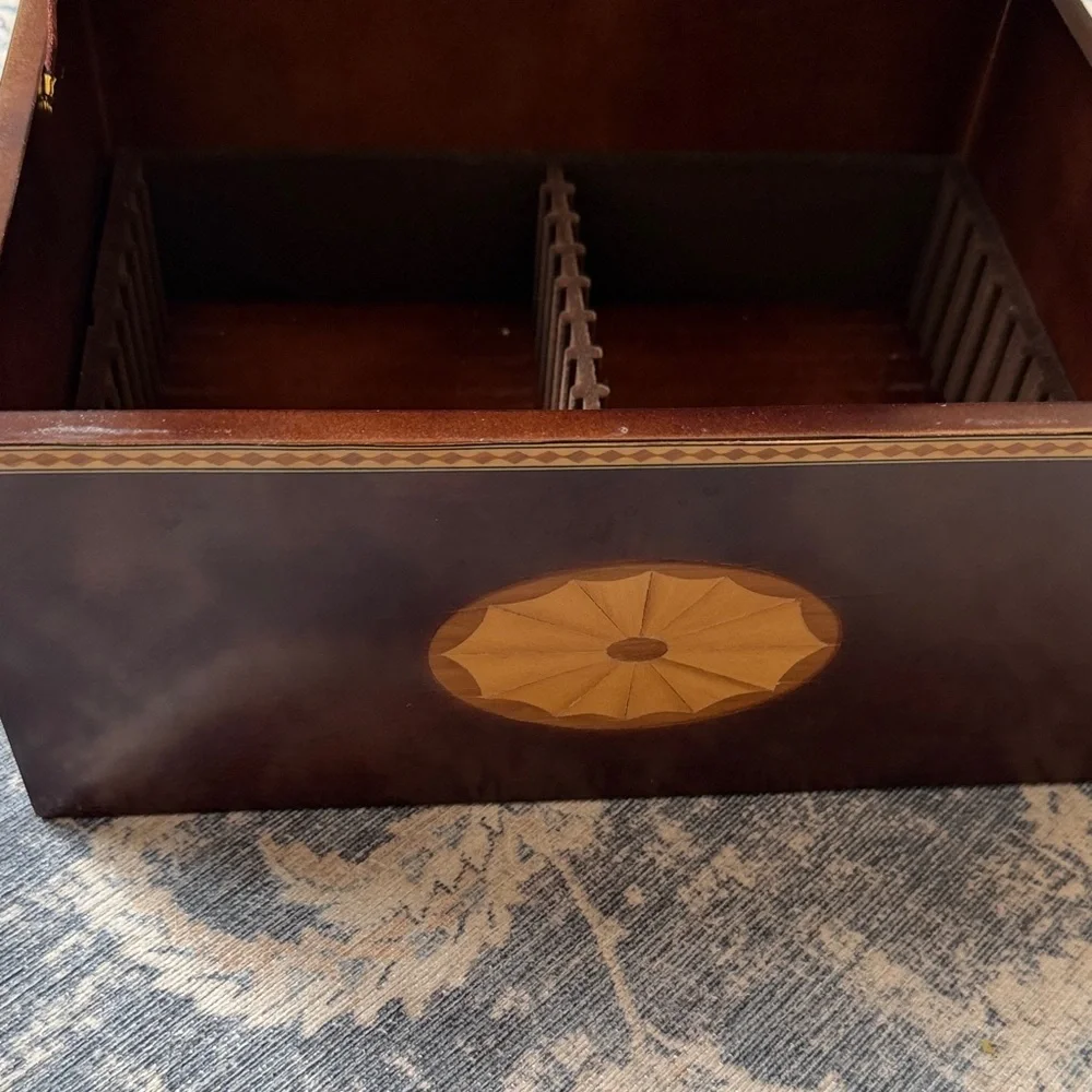 The Bombay Company Vintage Mahogany Wooden Letter Box Desk Organizer Jewelry Box - Picture 3 of 6